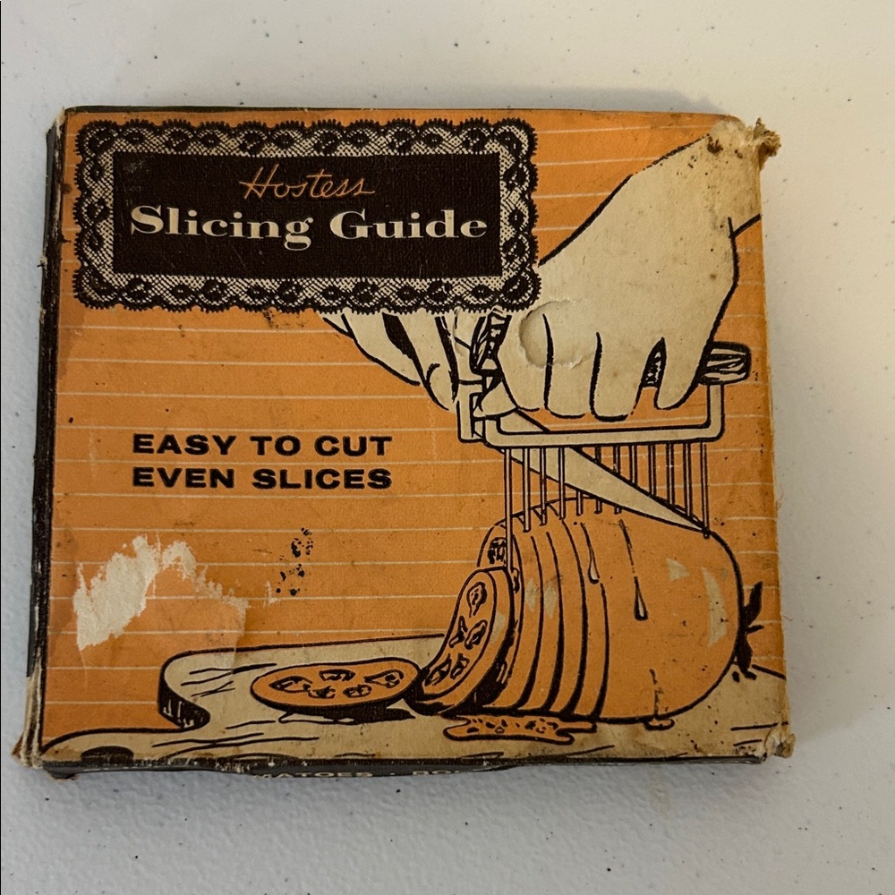Hostess Slicing Guide - Vintage.